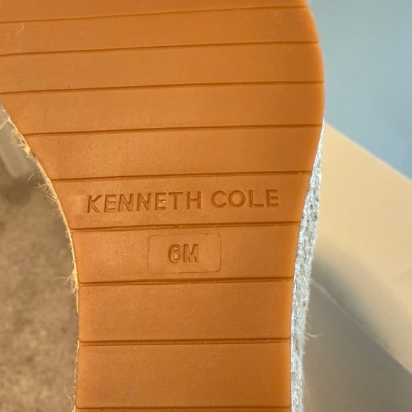 Kenneth Cole Suede Wedge Espadrille NWOT - Picture 7 of 10